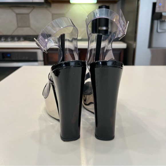 CHANEL Patent and Chrome Vintage Wedge Sandals Spring 2007 AUTHENTIC - Picture 8 of 11